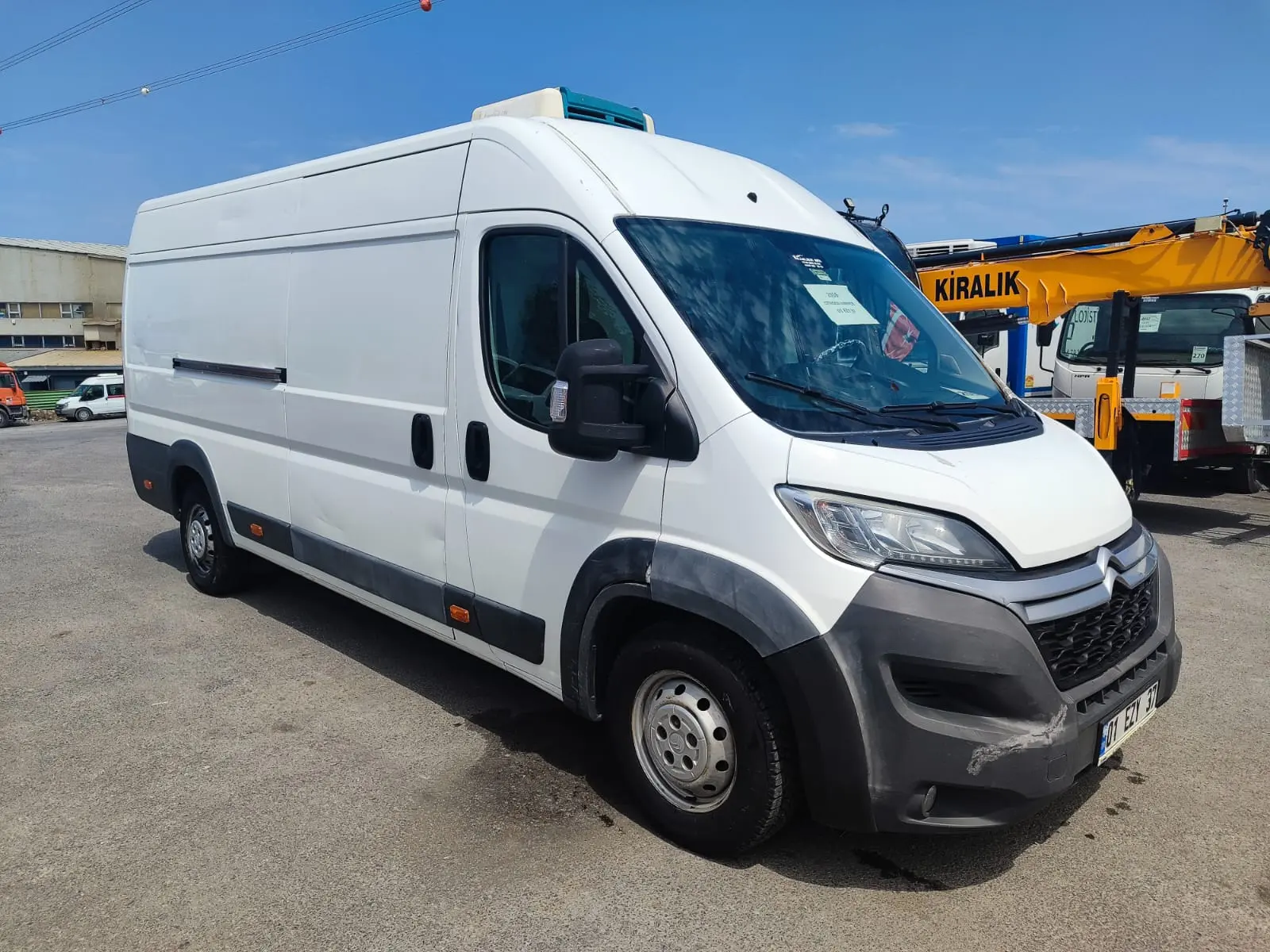 Jumper 15m³ / Panelvan